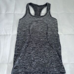 Lululemon swiftly tech racerback tank size 4